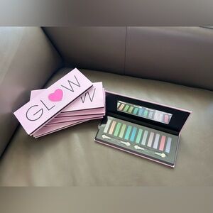 Icing Glow Eyeshadow Palette - Vibrant Pastels 🧡💚🩷💜💙